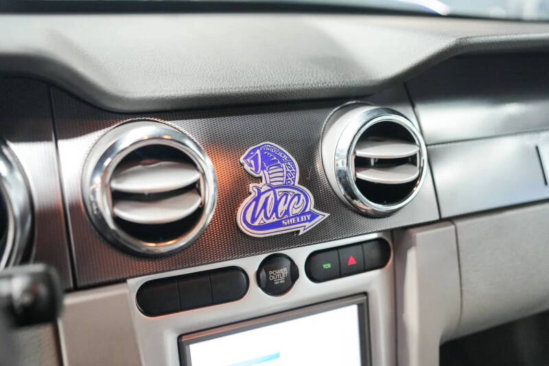 2007 Ford Mustang GT Deluxe