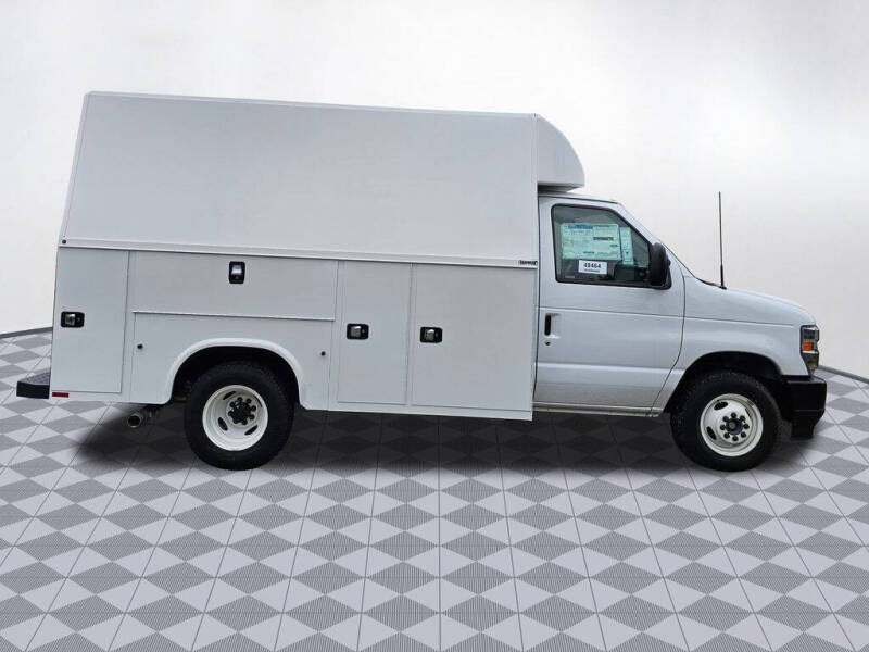 2024 Ford E-Series