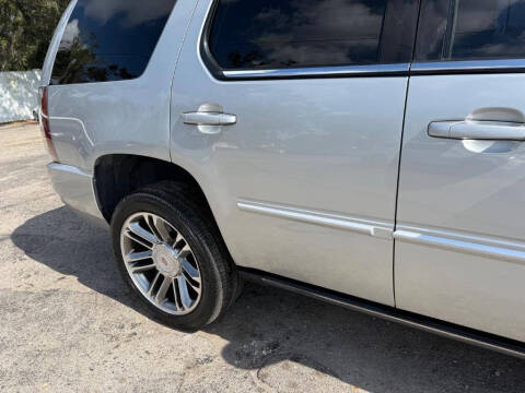 2012 Cadillac Escalade Premium