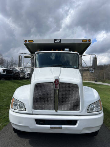 2013 Kenworth T270 Dump Truck