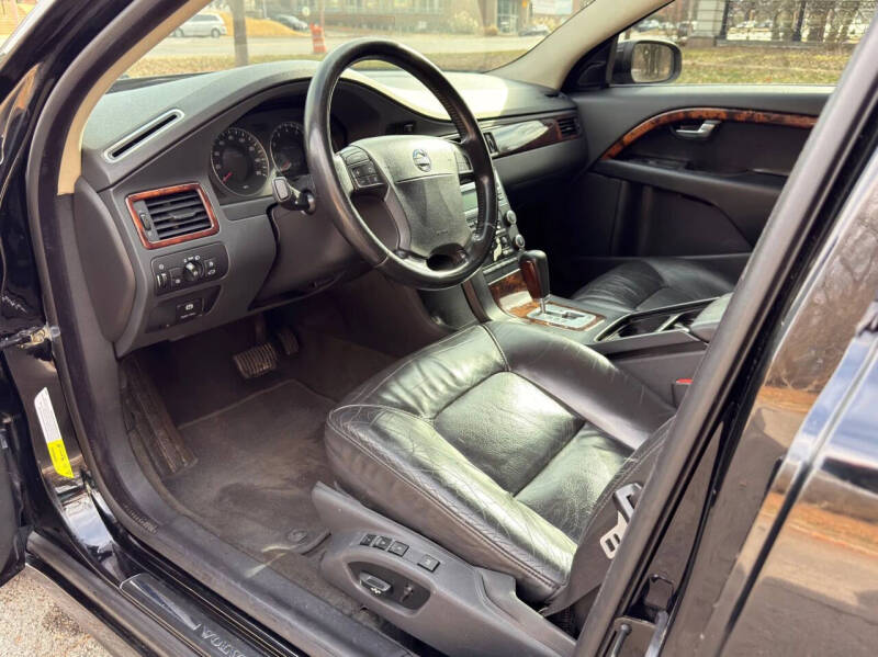 2008 Volvo V70 3.2