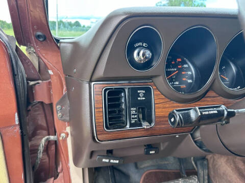 1984 Dodge Ram Van