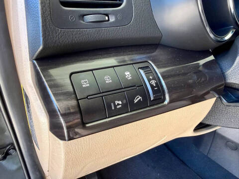 2012 Kia Sorento LX
