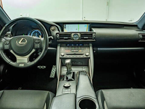 2020 Lexus IS 350