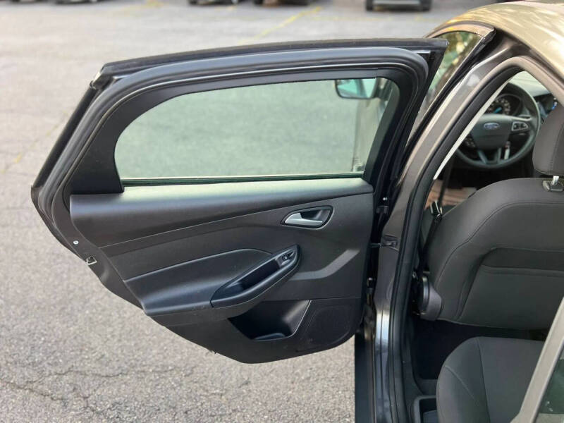 2015 Ford Focus SE