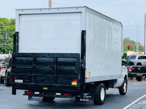 2017 Ford E-Series E-350 SD