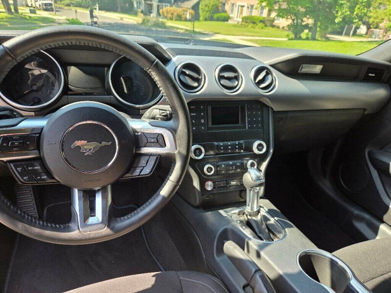 2022 Ford Mustang