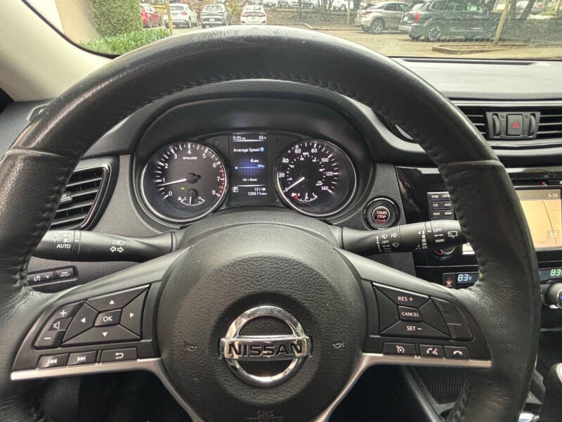 2017 Nissan Rogue SV