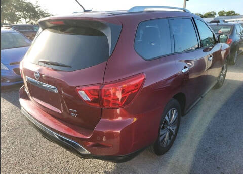 2018 Nissan Pathfinder S