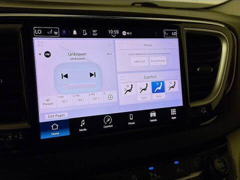 2023 Chrysler Pacifica Touring L