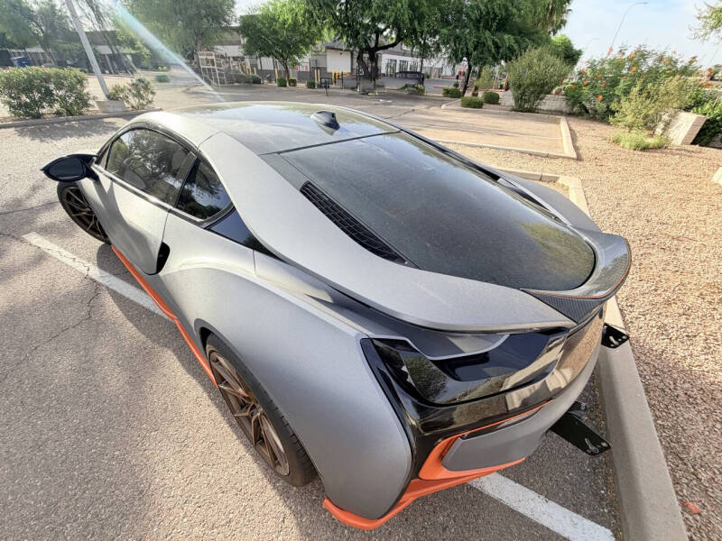 2016 BMW i8