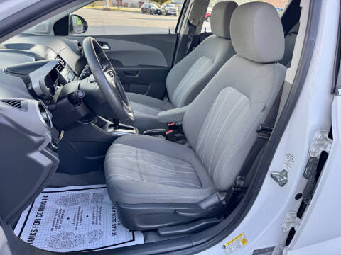 2015 Chevrolet Sonic LT Auto