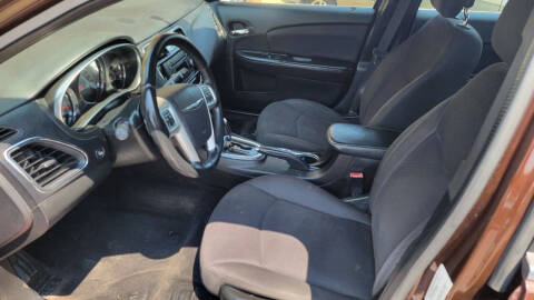 2013 Chrysler 200 Touring