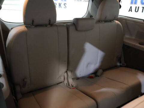 2016 Toyota Sienna