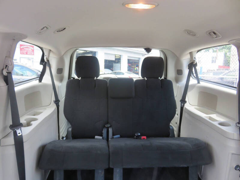 2014 Dodge Grand Caravan SE