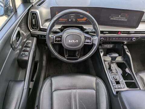 2025 Kia Sorento EX