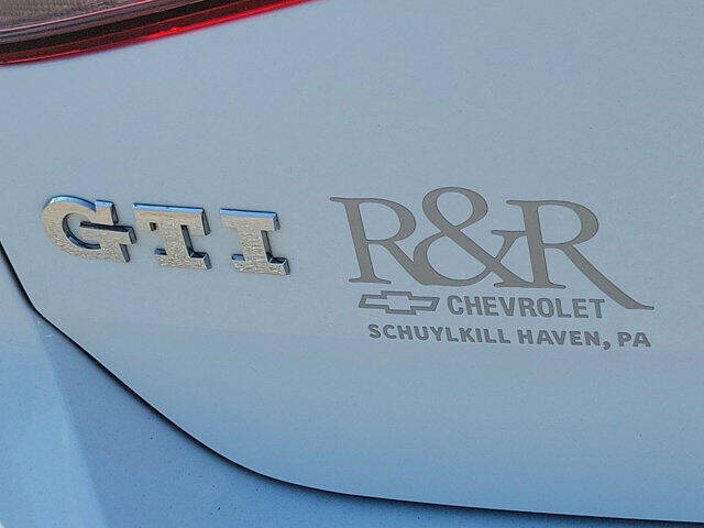 2016 Volkswagen Golf GTI S