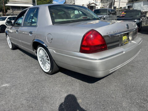 2011 Mercury Grand Marquis LS