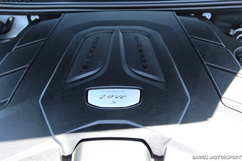 2019 Porsche Cayenne S