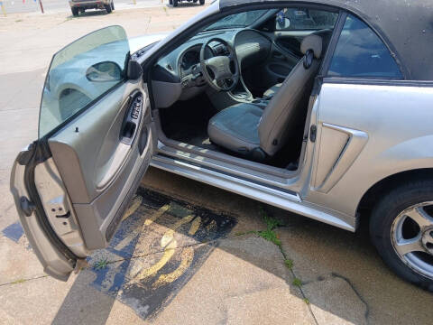 2003 Ford Mustang Premium