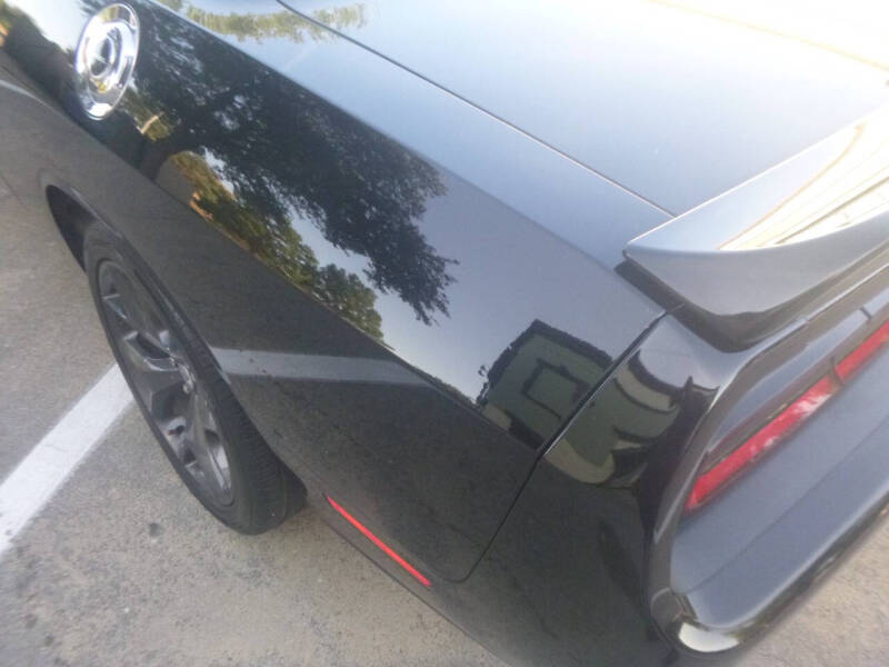 2018 Dodge Challenger SXT Plus