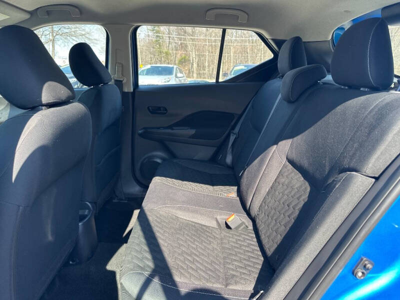 2022 Nissan Kicks S