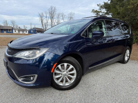 2018 Chrysler Pacifica Touring L Plus