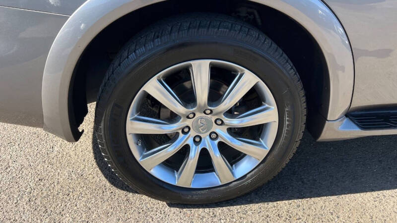 2012 Infiniti QX56