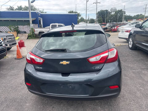 2018 Chevrolet Cruze LT Auto