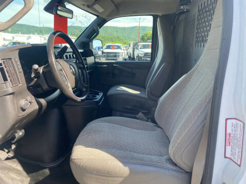 2020 Chevrolet Express 2500