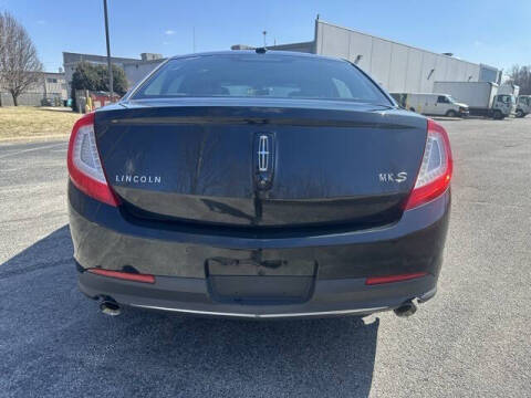 2014 Lincoln MKS