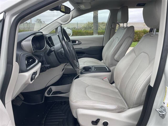 2021 Chrysler Pacifica Touring L