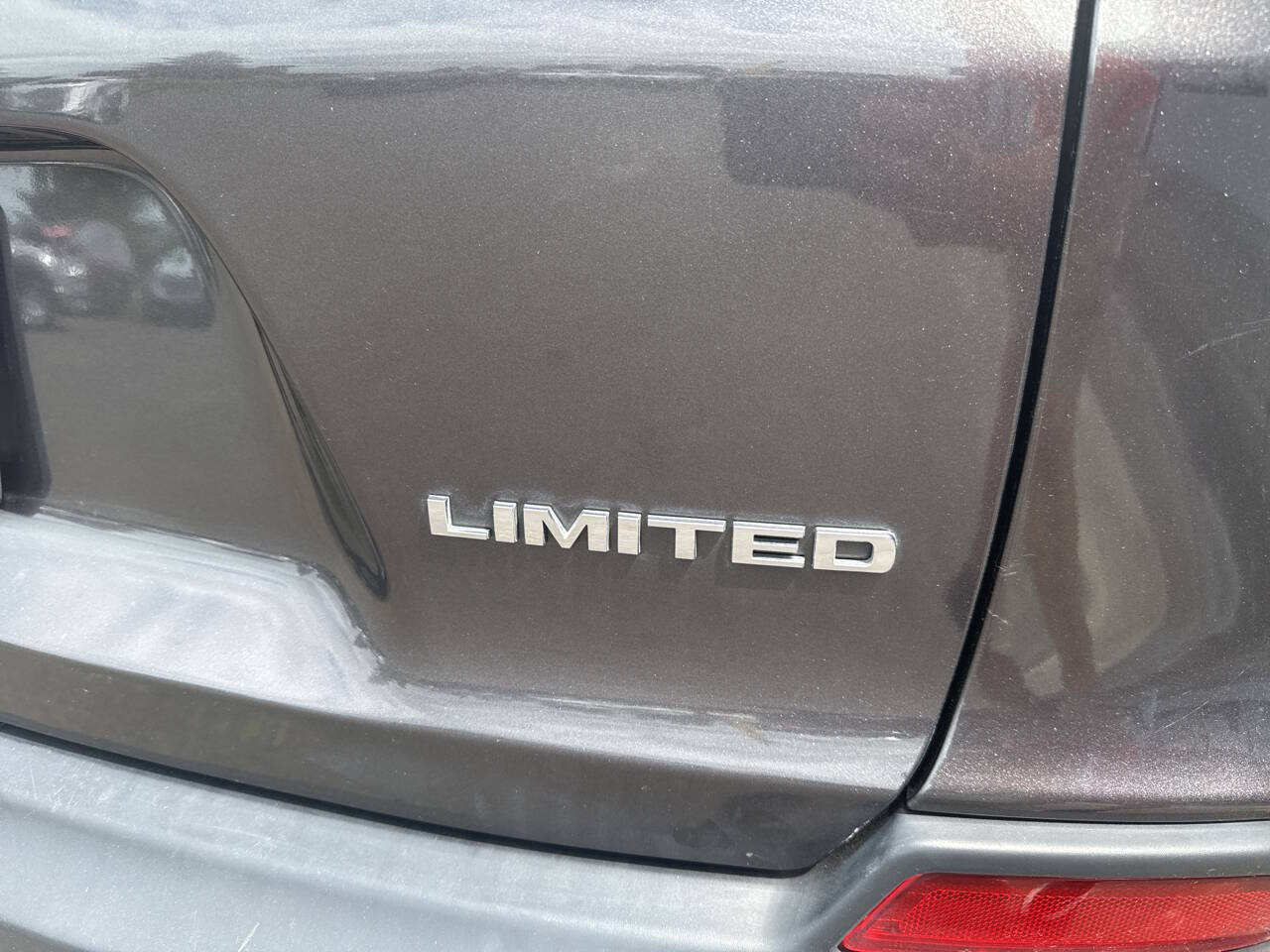 used 2020 Jeep Cherokee car, priced at $19,499