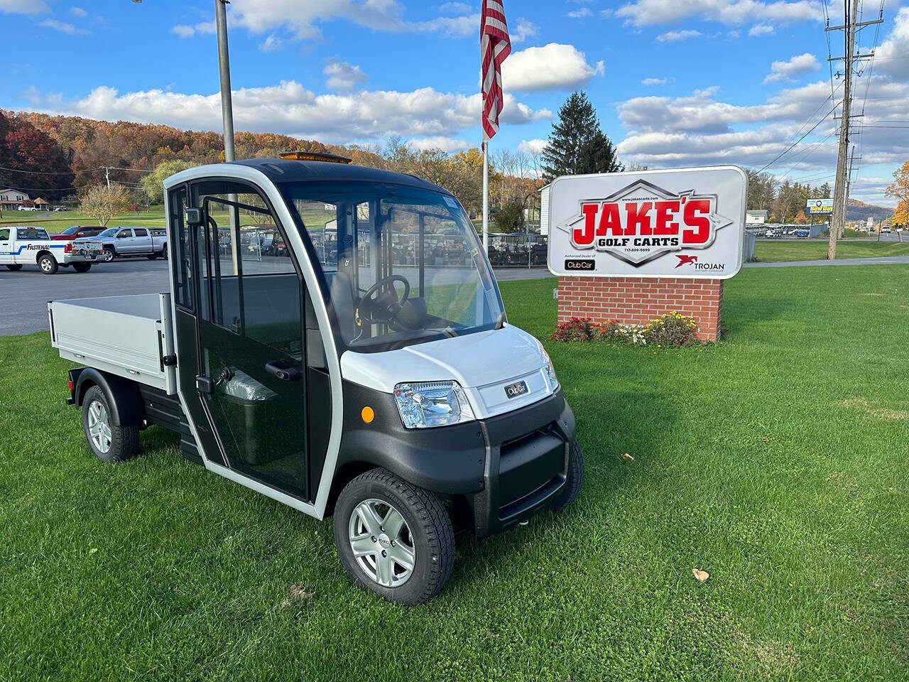 2024 Club Car Urban Lithium for sale at Jake's Golf Carts in MCVEYTOWN, PA