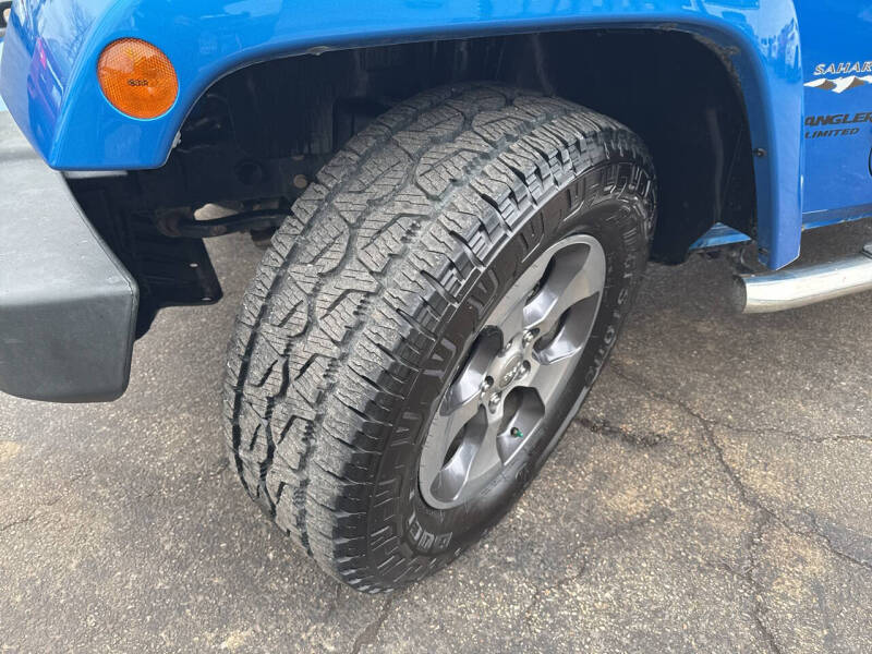 2016 Jeep Wrangler Unlimited Sahara