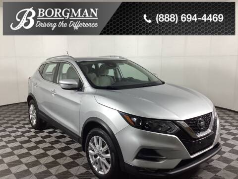 2020 Nissan Rogue Sport for sale at Everyone's Financed At Borgman - BORGMAN OF HOLLAND LLC in Holland MI