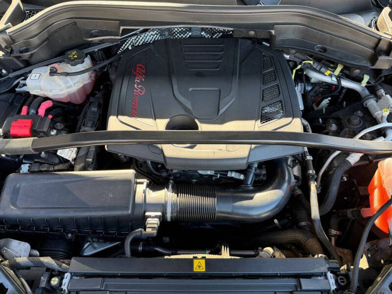 2019 Alfa Romeo Stelvio Ti