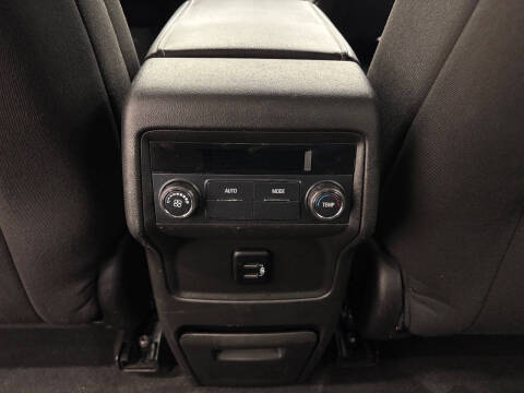 2017 GMC Acadia SLE-1