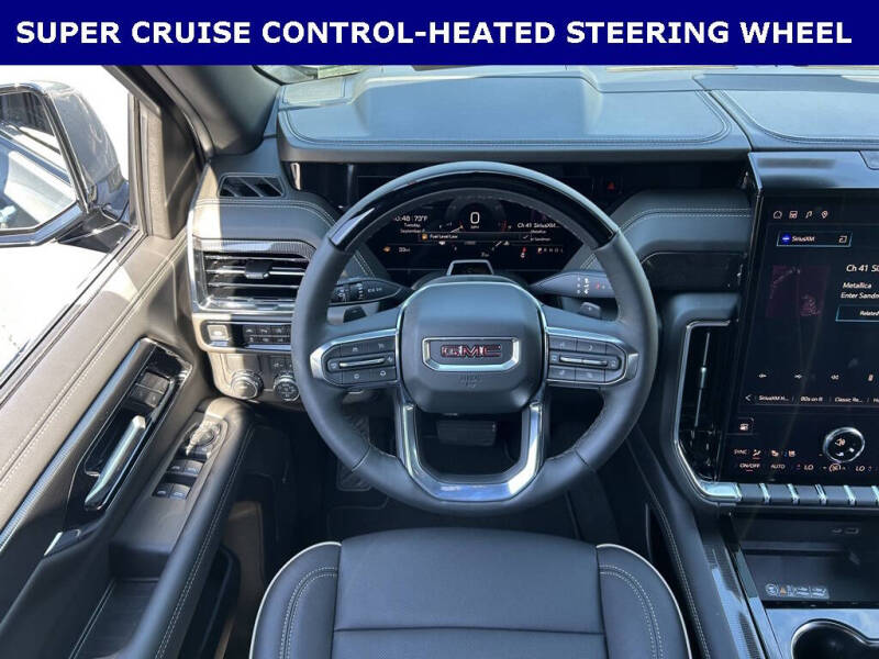 2025 GMC Yukon Elevation