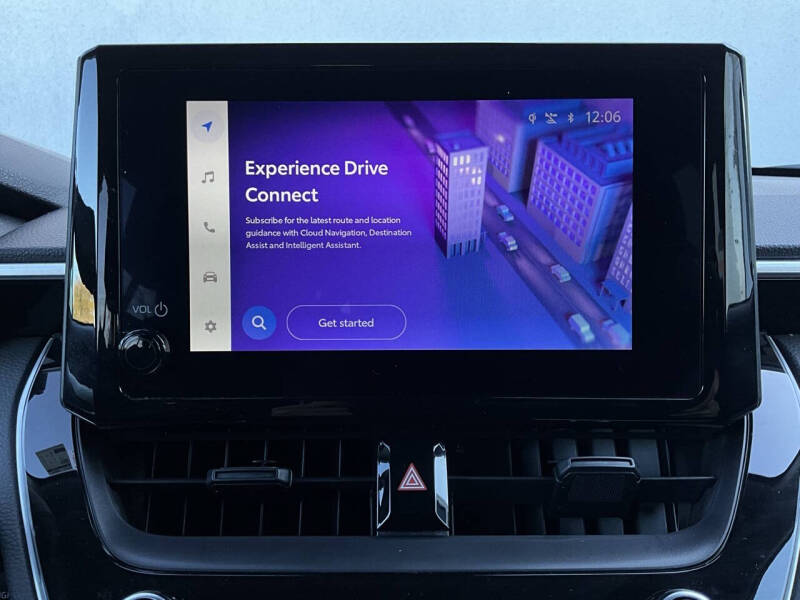 2025 Toyota Corolla Cross LE