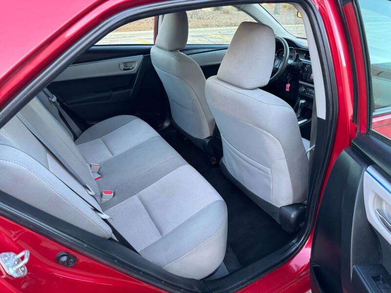 2015 Toyota Corolla LE