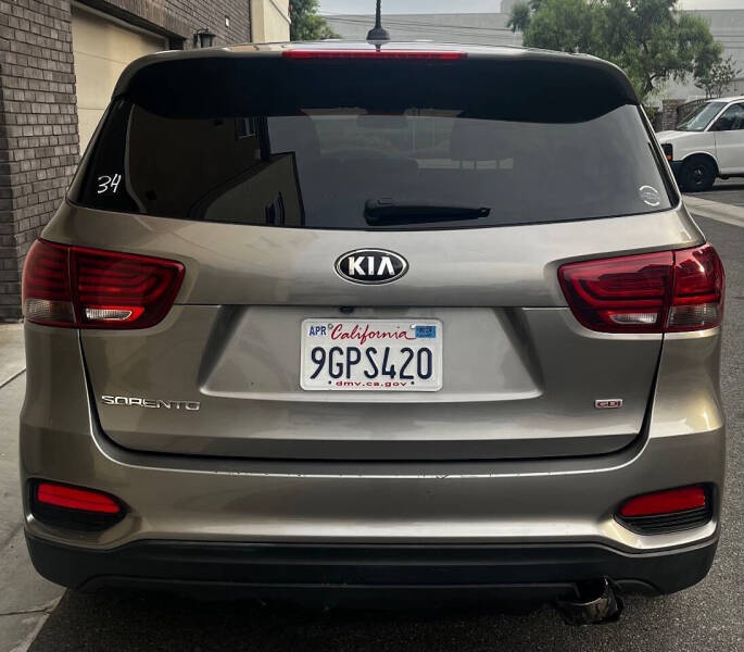2019 Kia Sorento LX