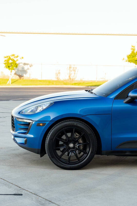 2016 Porsche Macan S