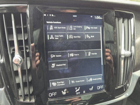 2018 Volvo V90 Cross Country T6