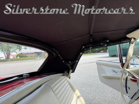 1957 Ford Thunderbird