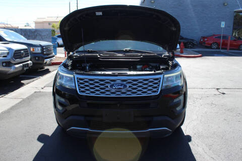 2017 Ford Explorer Platinum
