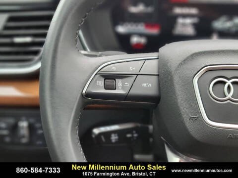 2025 Audi Q5 quattro Premium 40 TFSI