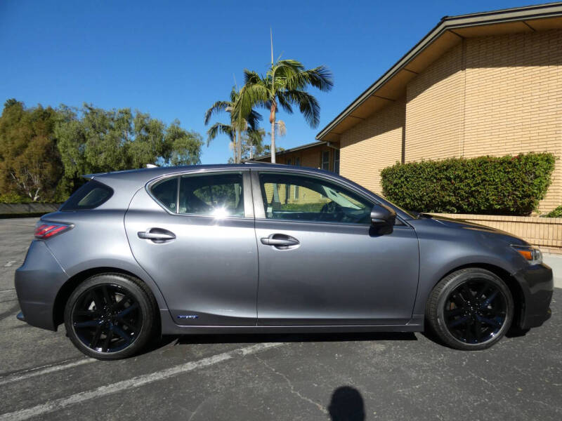 2017 Lexus CT 200h