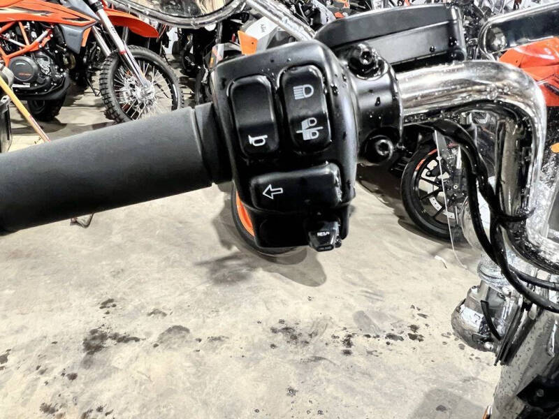 2019 Harley-Davidson Road King Base FLHR