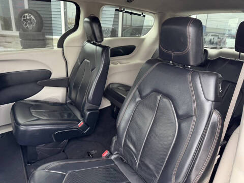 2018 Chrysler Pacifica Touring L